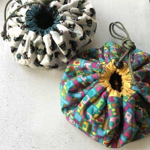 Tutorial for the StashnGo drawstring bag by fabricandflowers | Sonia Spence