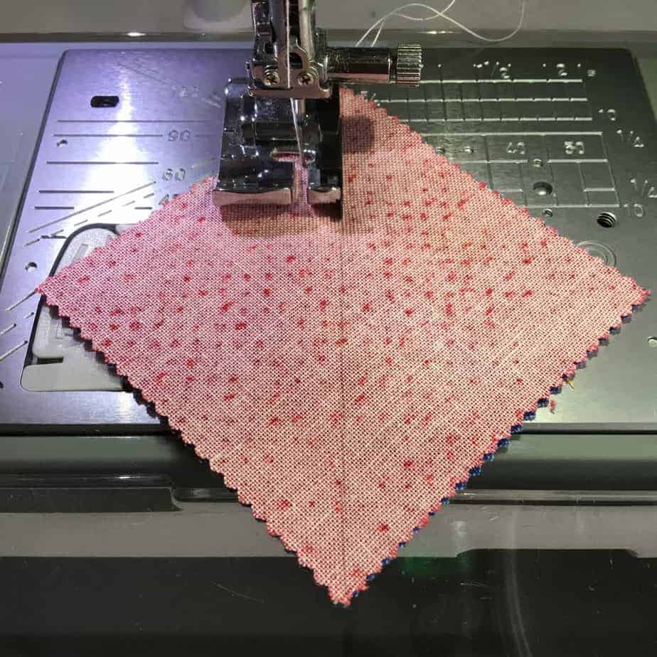 Tutorial for Medallion quilted cushion with tips for accurate piecing by fabricandflowers
