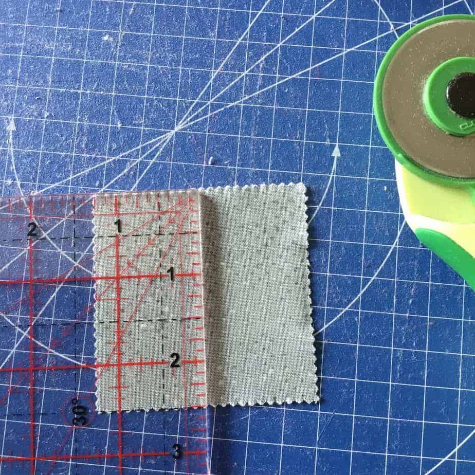 Tutorial for Medallion quilted cushion with tips for accurate piecing by fabricandflowers